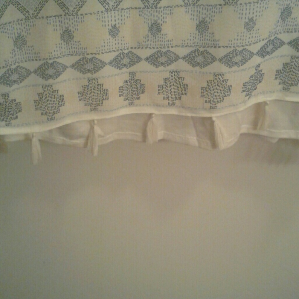 Top - Picture 3 of 4